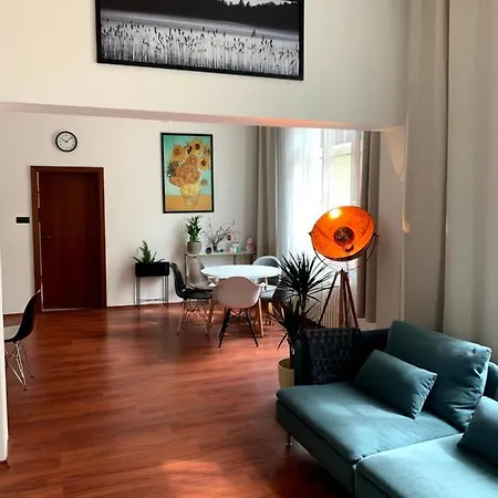 Historická Dom Hostí Vila Podbrezova