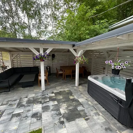 Vila Historická Dom Hostí Podbrezova