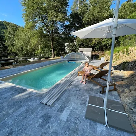 Villa Historicka Dom Hosti Podbrezova