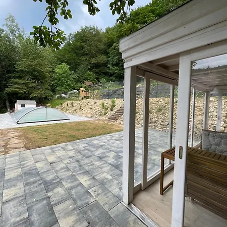 Villa Historicka Dom Hosti